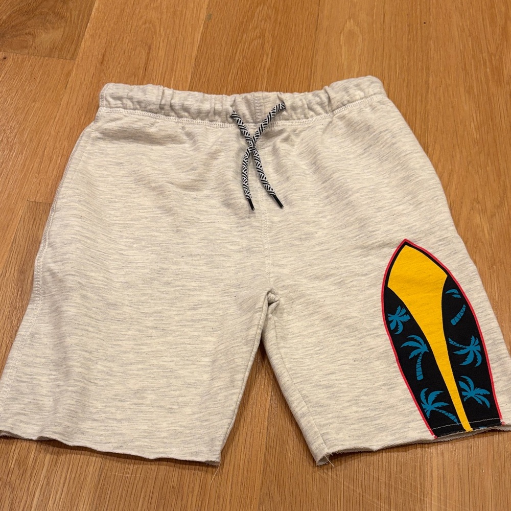Brand new Appaman Boys Gray Shorts with Surfboard Design